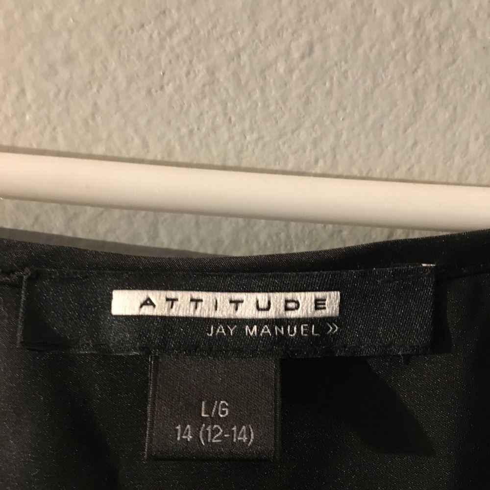 Shirt - Picture 2 of 3